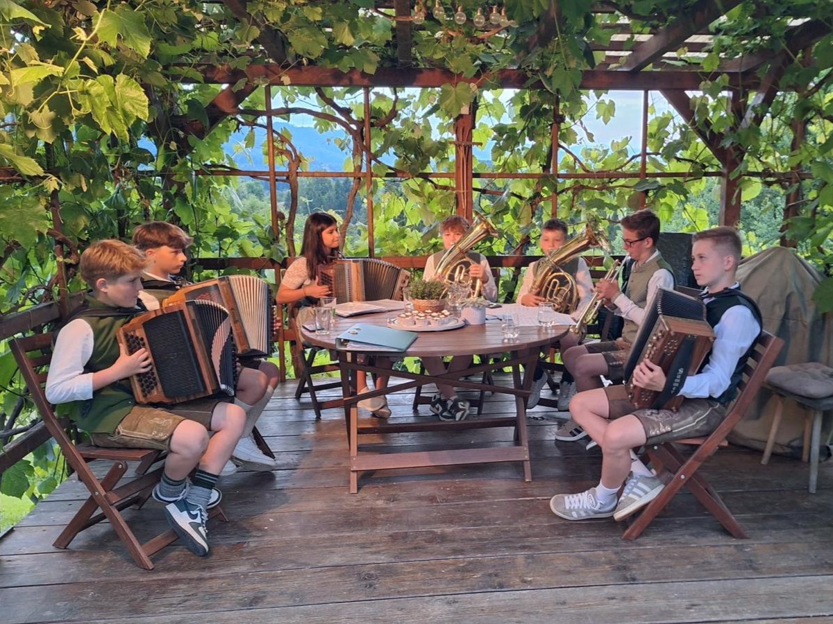 Pia & die Lausbuam🎶
